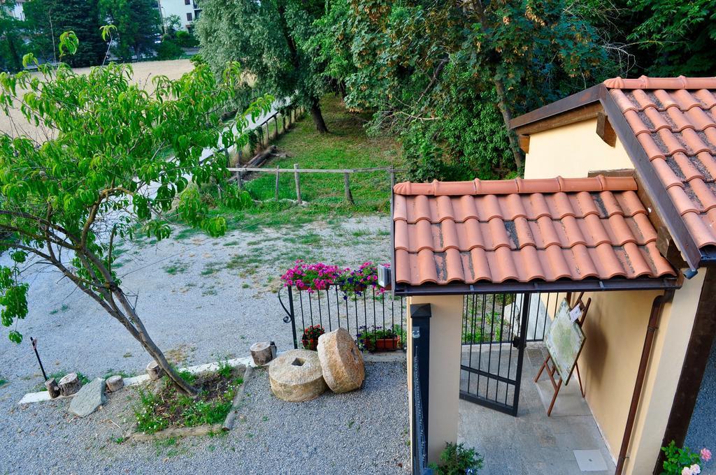 Le Macine Relais Bed & Breakfast Кайро Монтеноте Екстериор снимка